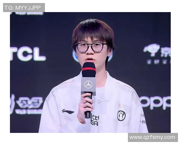 电竞新闻深入分析IG战队在英雄联盟中的区域防守策略与战术运用